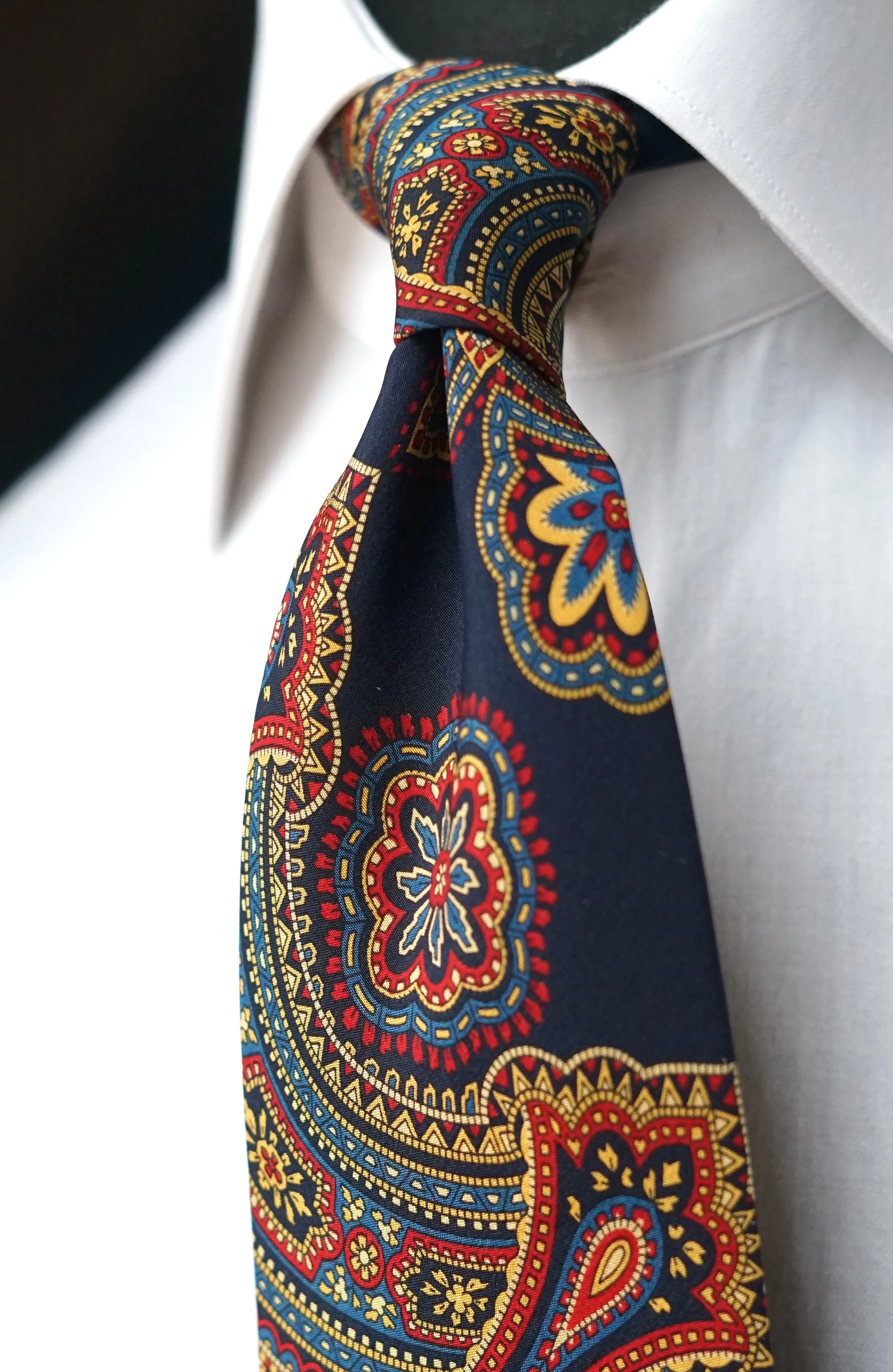 Ambra Vintage Tie