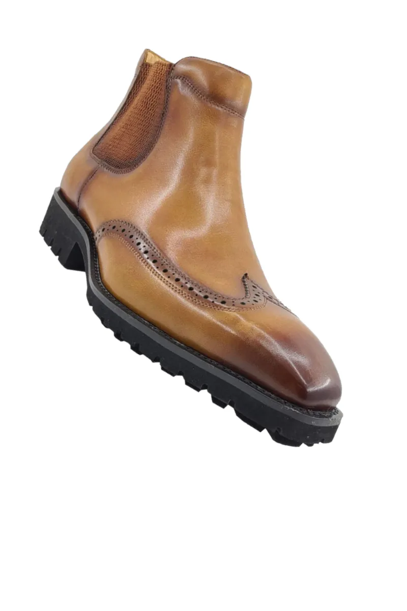 Carrucci cognac men's pull on boots wingtip fashion design Genuine Leather boot