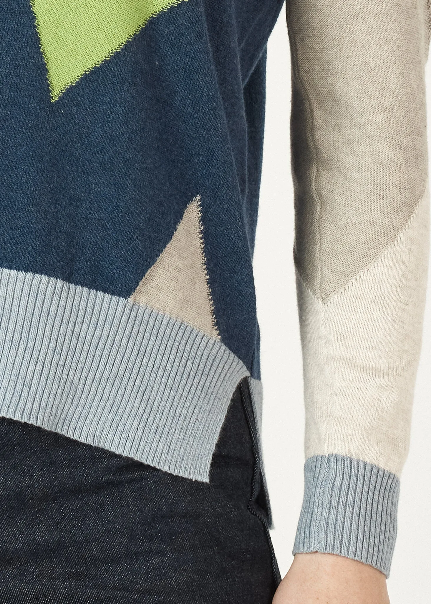 Diamond Dapper Vee Neck Knit - Denim
