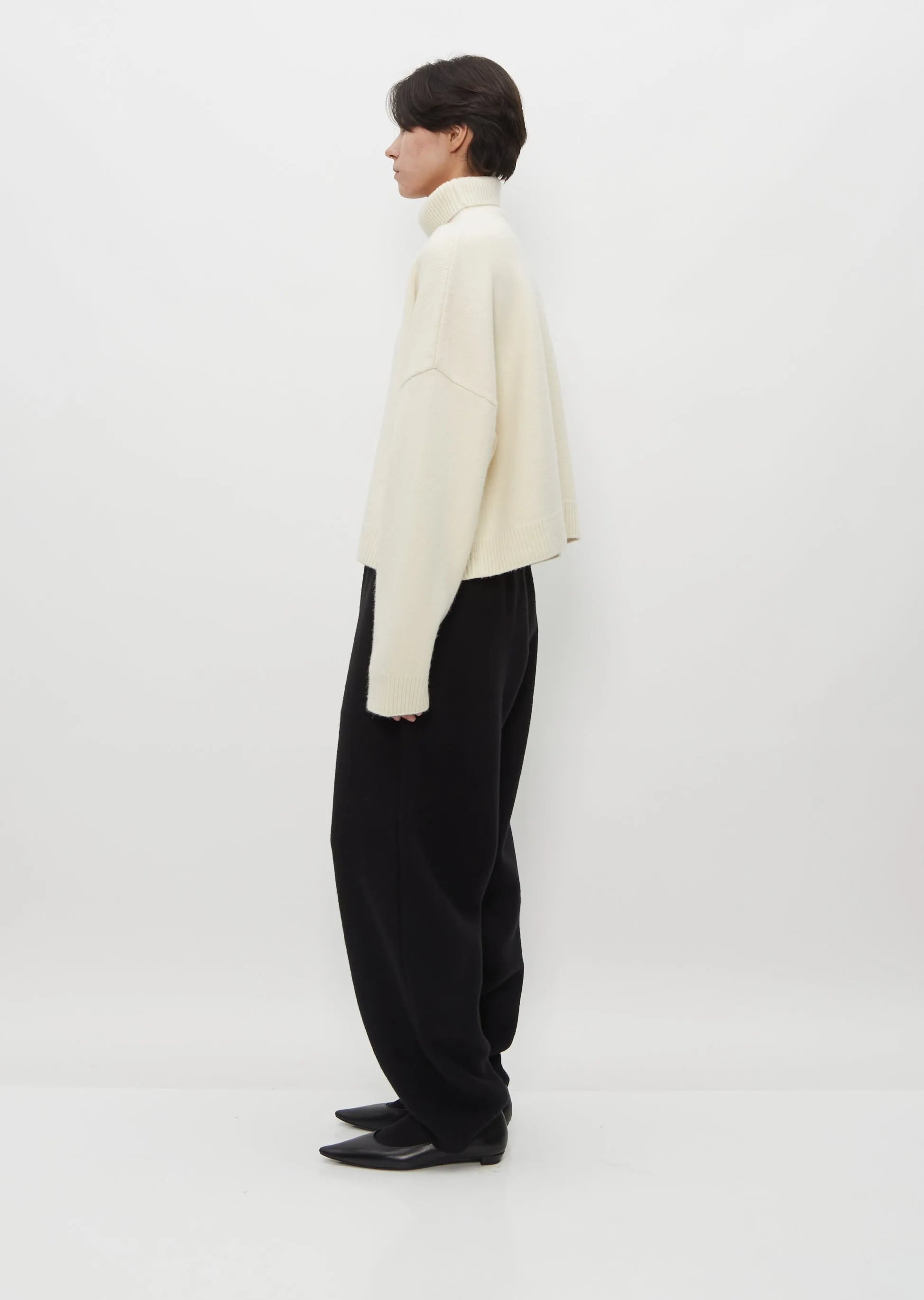 Ezio Top — Light Ivory