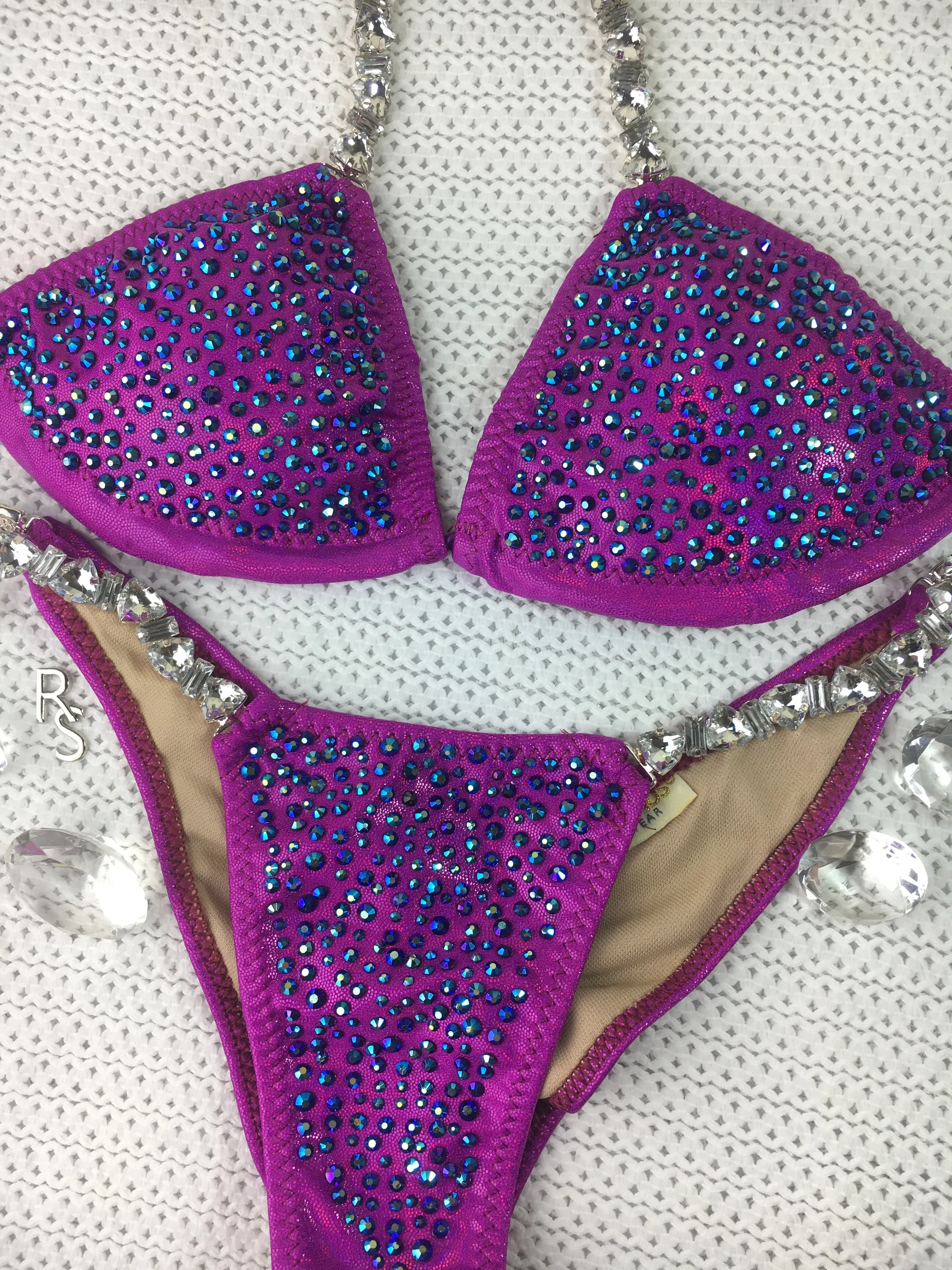 Fuchsia Iridescent (Connector # 56)Small Top Micro Cheeky Platinum Bling Exclusive(Jet AB)