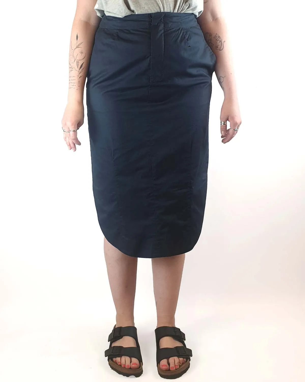 Gorman navy cotton pencil skirt with rounded bottom hem size 12