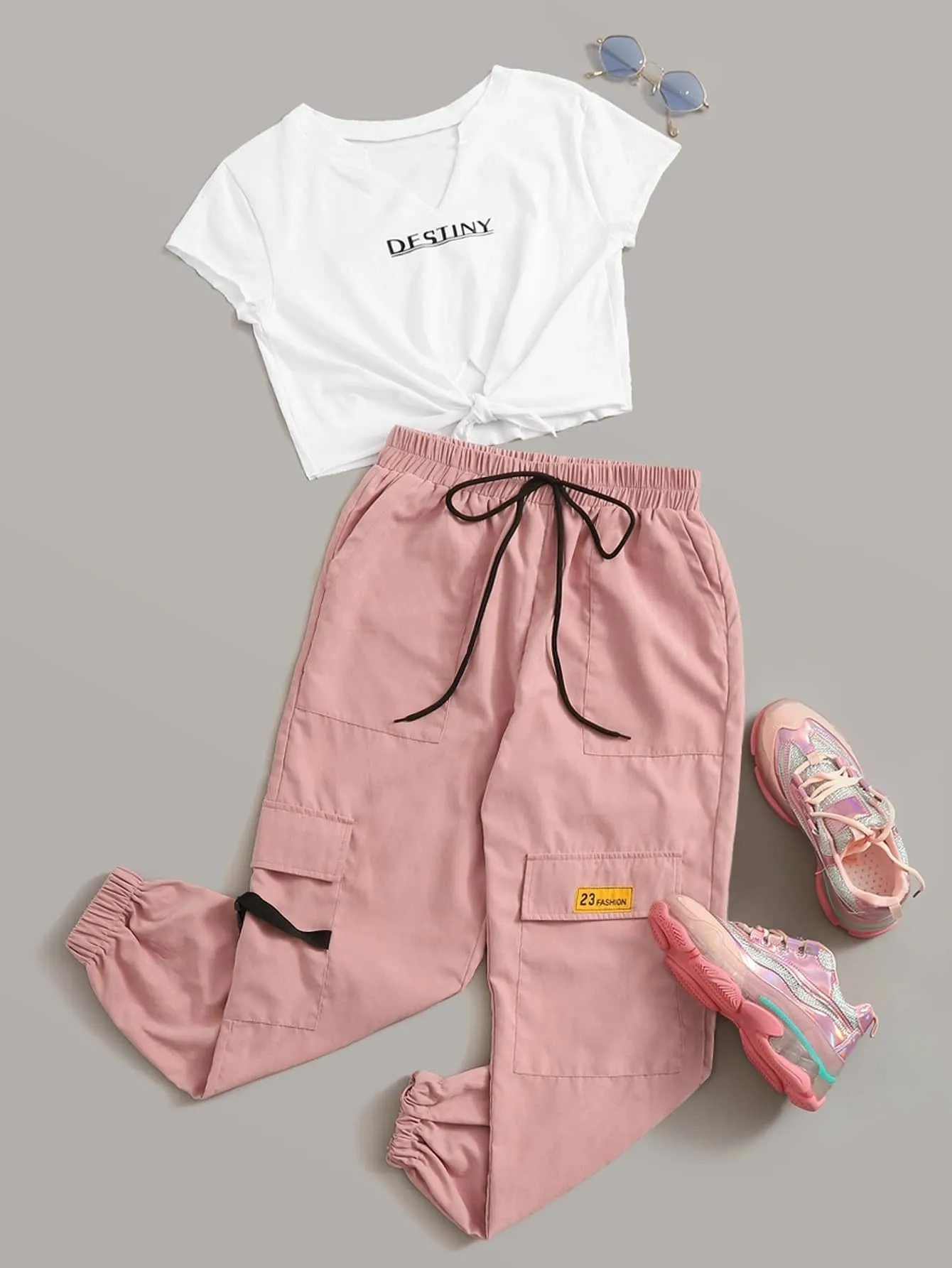 Graphic T-Shirt With Cargo Pants