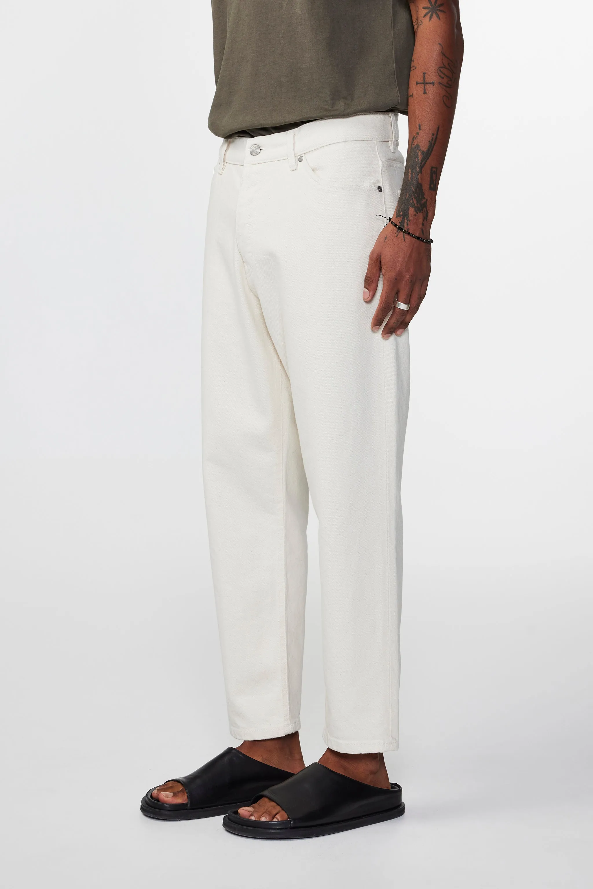 NN07 FREY 1856 TAPERED LEG JEANS - ECRU