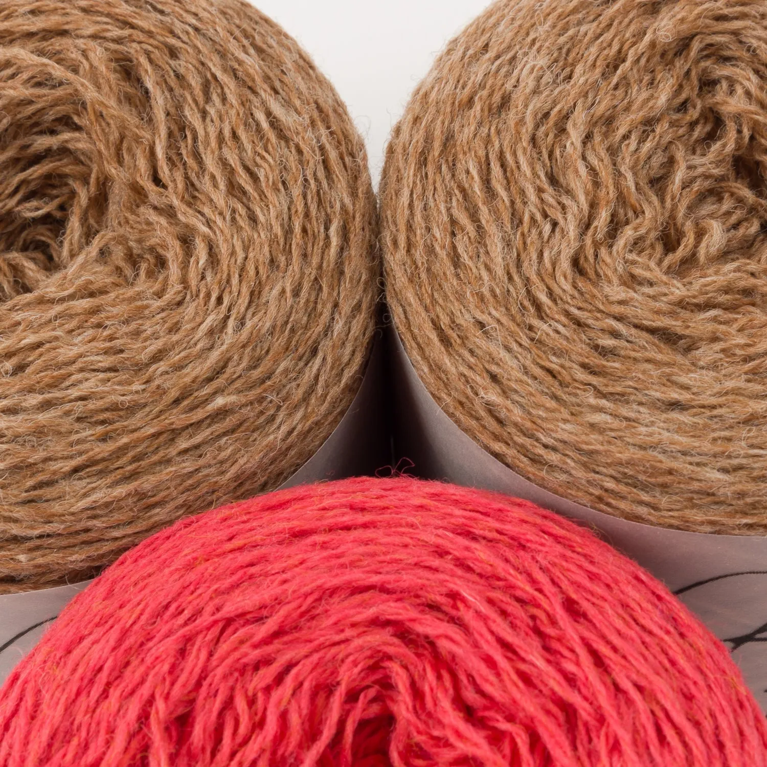 WESTKNITS KIT - SHEEP IN THE GARDEN