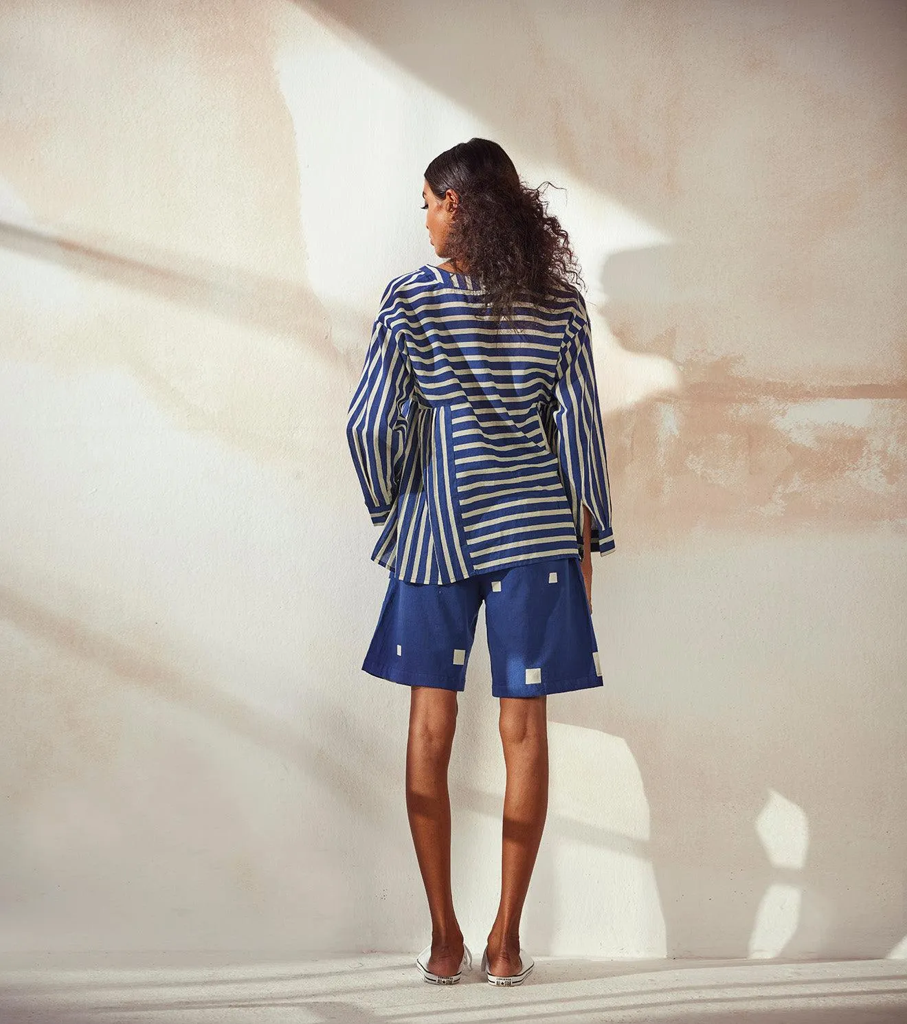Yale top